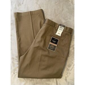 NWT Haggar Pants 40x29 Brown No Iron Khaki Classic Fit Stretch Waist Work Golf